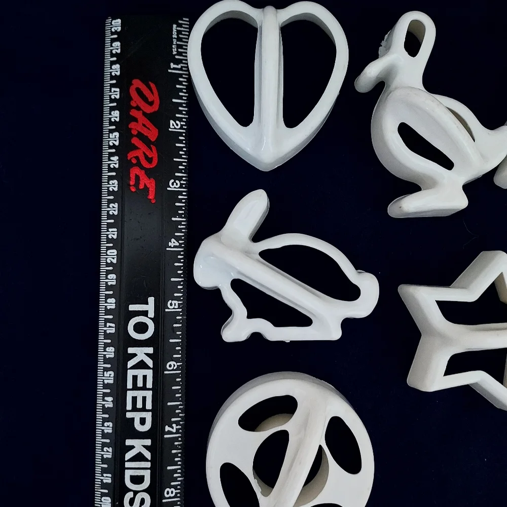 Holiday Themed White Plastic Cookie Cutters With Handles 8 in lot Baking